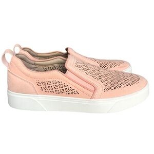 Vionic Sneaker Kimmie Perforated Suede Slip On Peach Pink Size 9